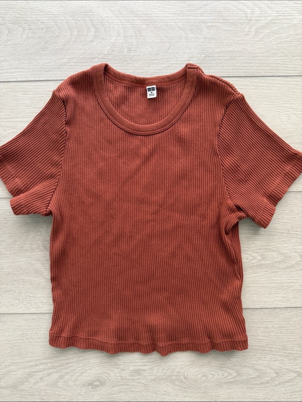 Uniqlo Women’s Cropped Stretchy Ribbed Short Sleeve Tee - Rust